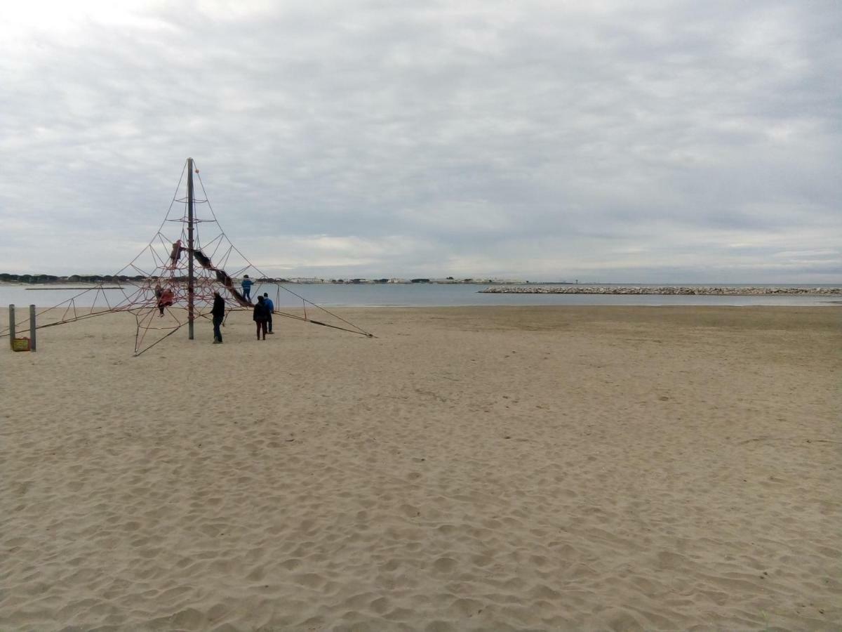Les cigales de mer Le Grau-du-Roi Extérieur photo